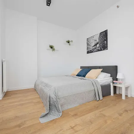 アパート Kasprzaka Near Metro Plocka With Ac By Renters
