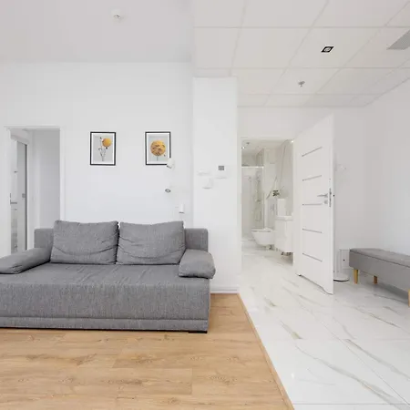 Kasprzaka Near Metro Plocka With Ac By Renters * Varsovia