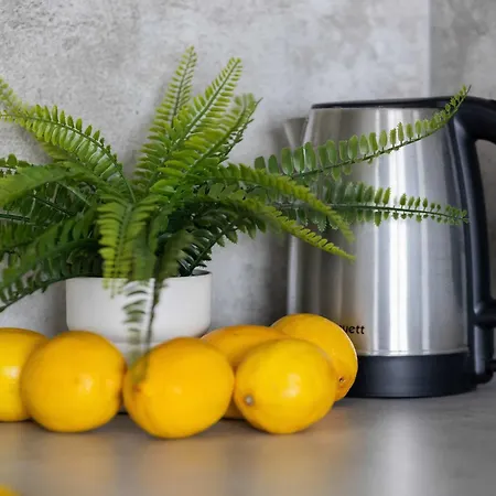 Kasprzaka Near Metro Plocka With Ac By Renters Apartamento *